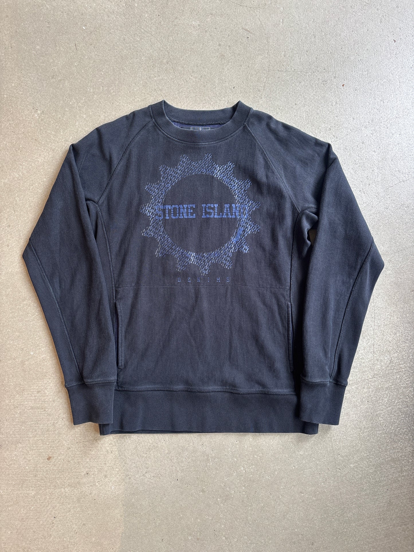 Stone Island Cogwheel Logo Sweater Navy Large