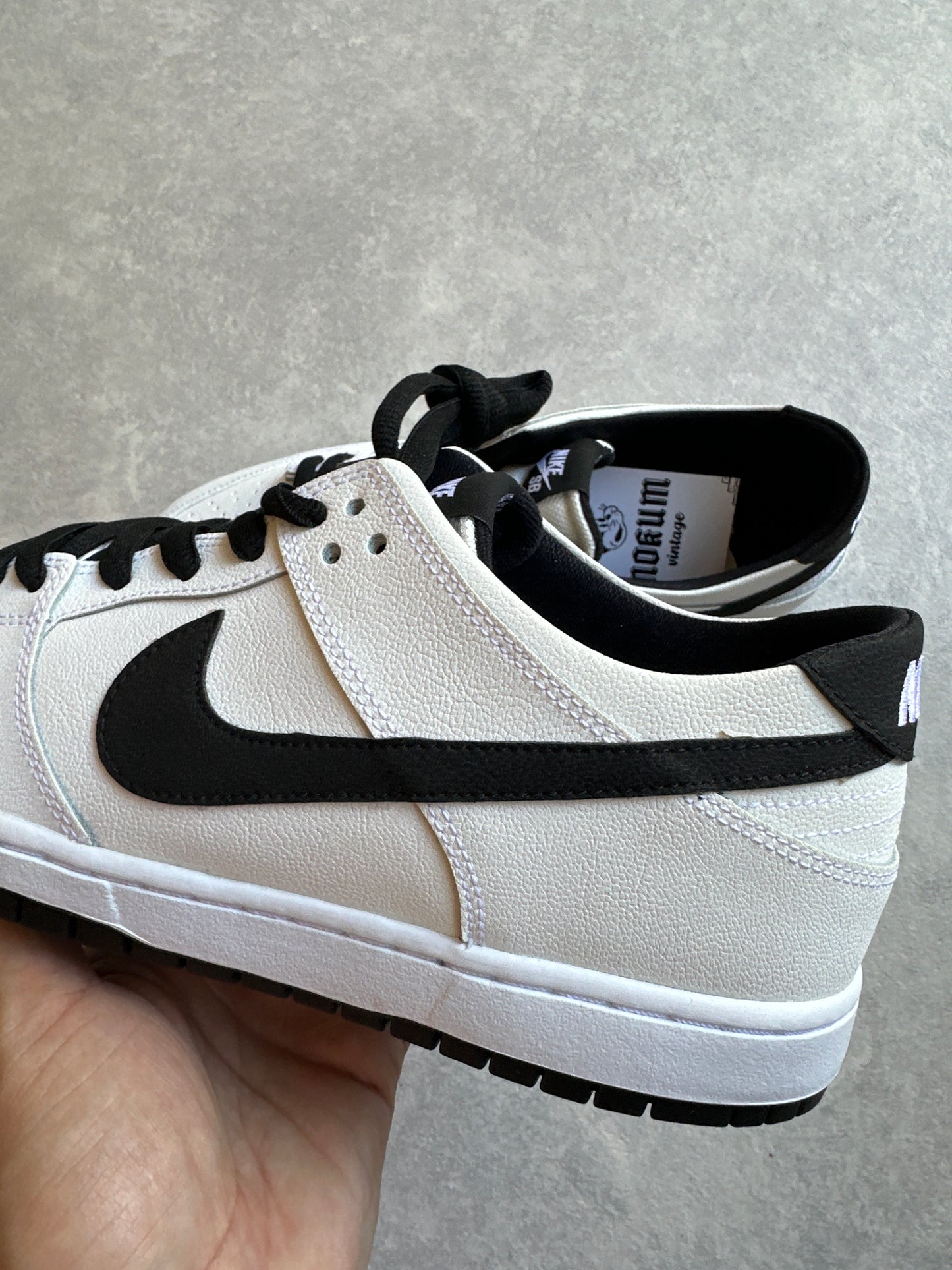 Nike Dunk SB Low Reverse Panda  46