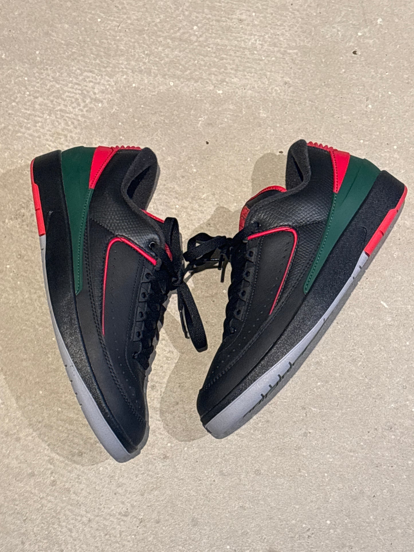 Nike Air Jordan 2 Retro Low Christmas 43