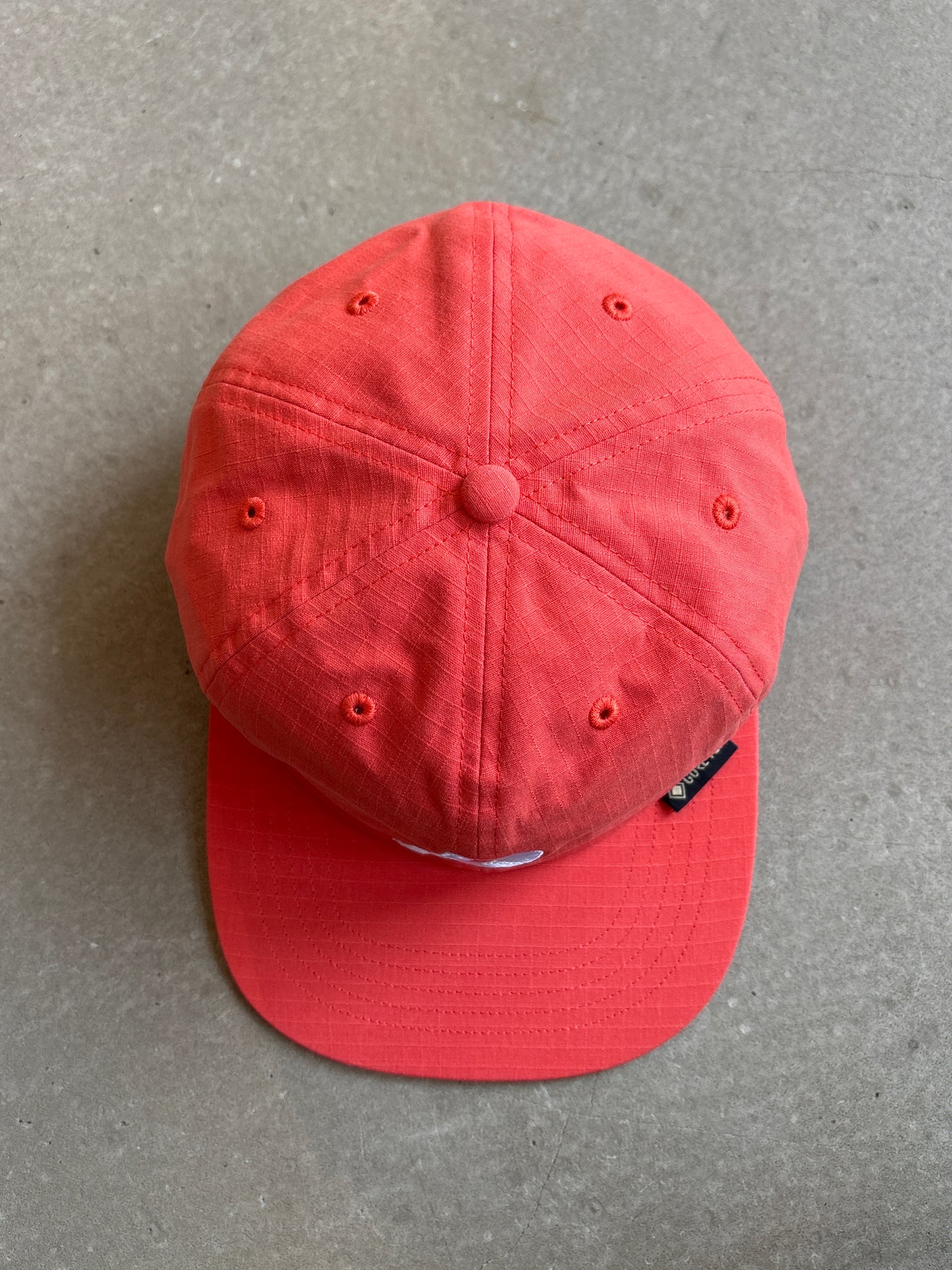 RS Gore-Tex Pal Hat Pink