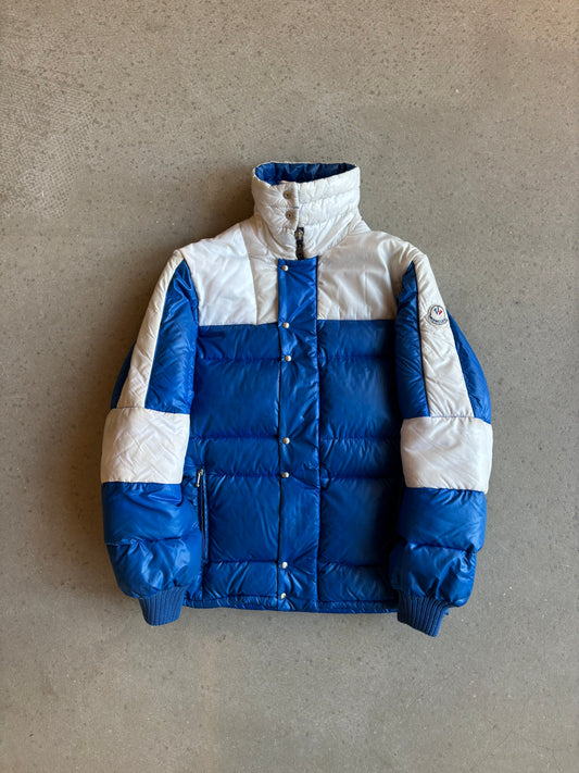 Moncler Pufrer Jacket Blue White M