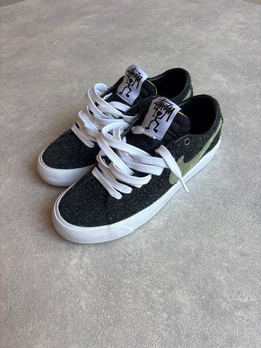 Nike SB x Stussy Blazer Low QS Palm Green EU37.5