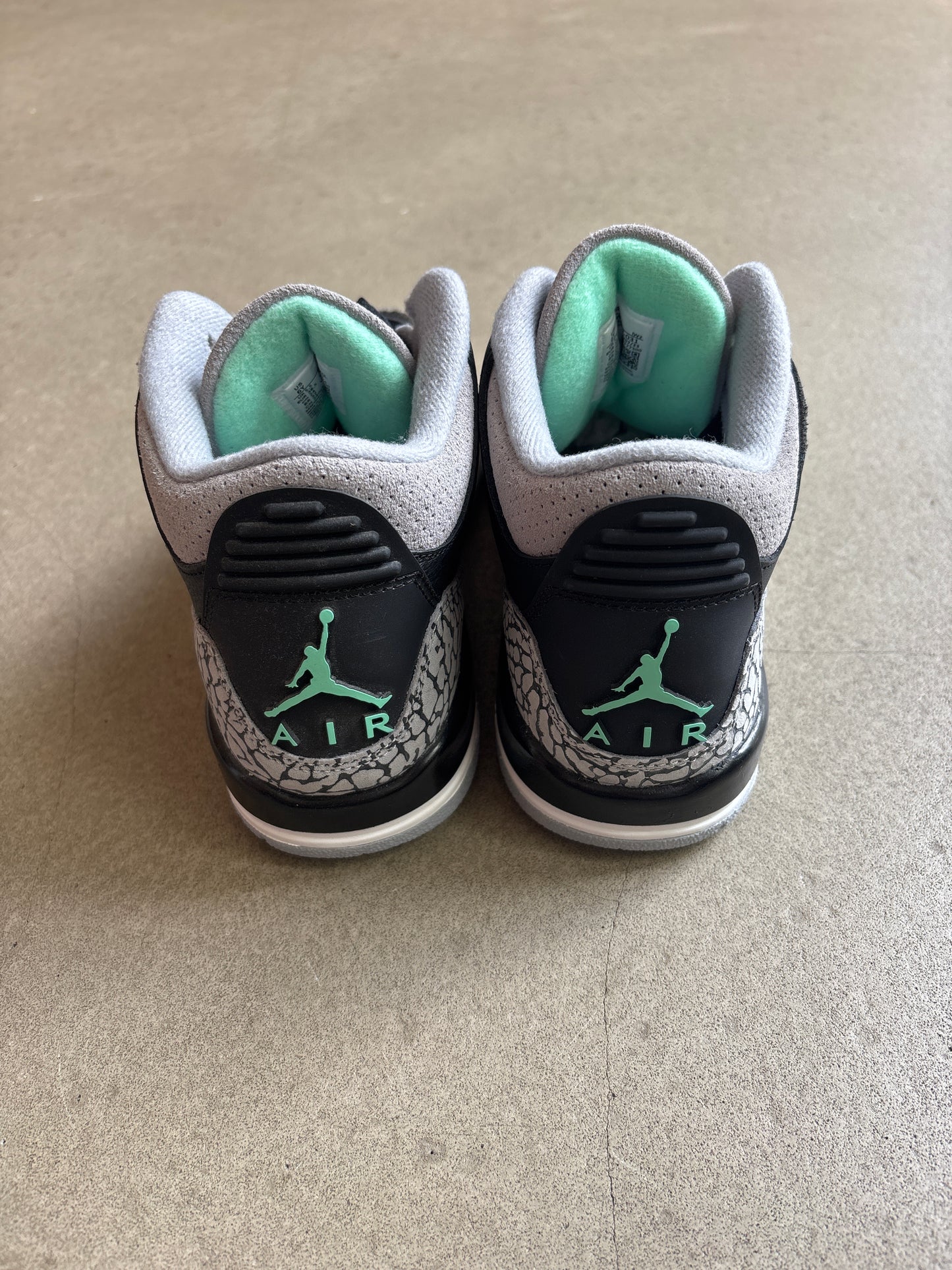 Jordan 3 Green Glow