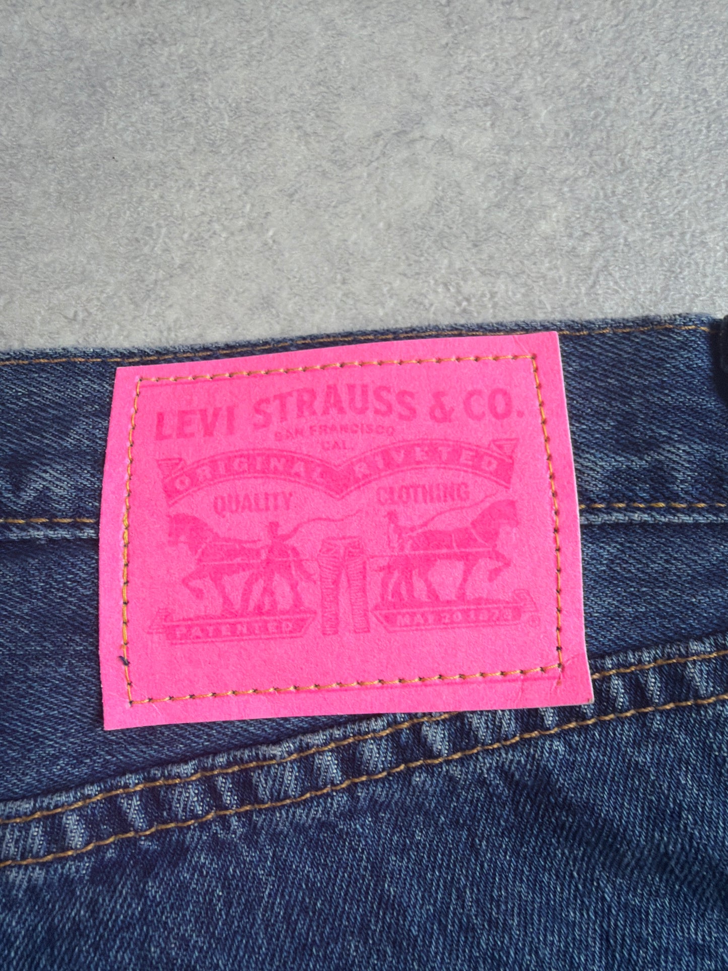 Levi's Premium Custom  Pink Panther 32 x 32