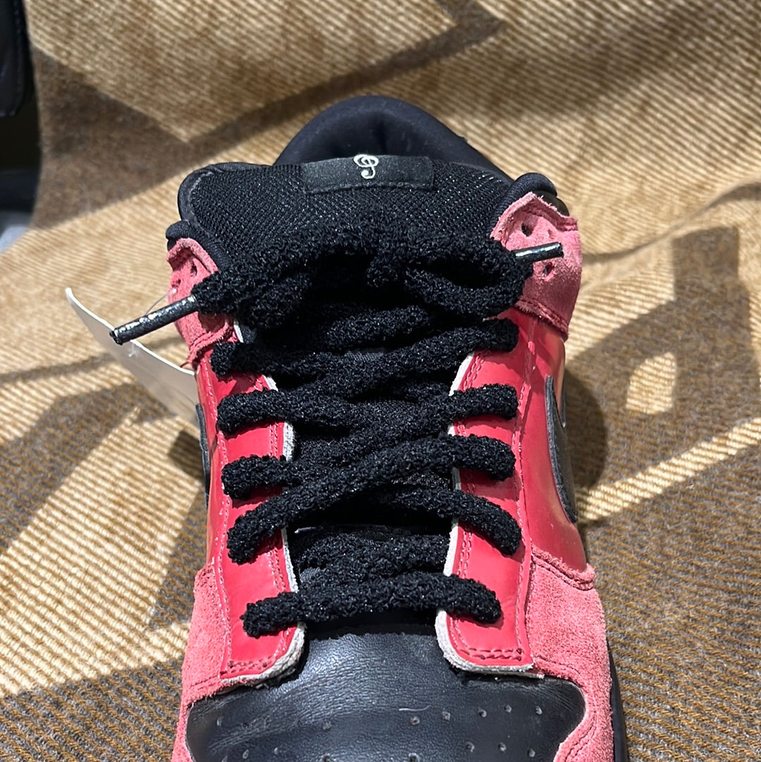 Nike SB Dunk Low Milli Vanilli Red 47.5 (NB) â Mokum Vintage