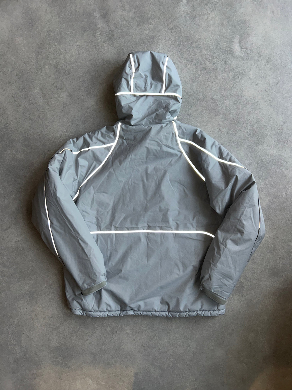 PALACE GORE-TEX WINDSTOPPER ILLUMINATOR JACKET CLOUD