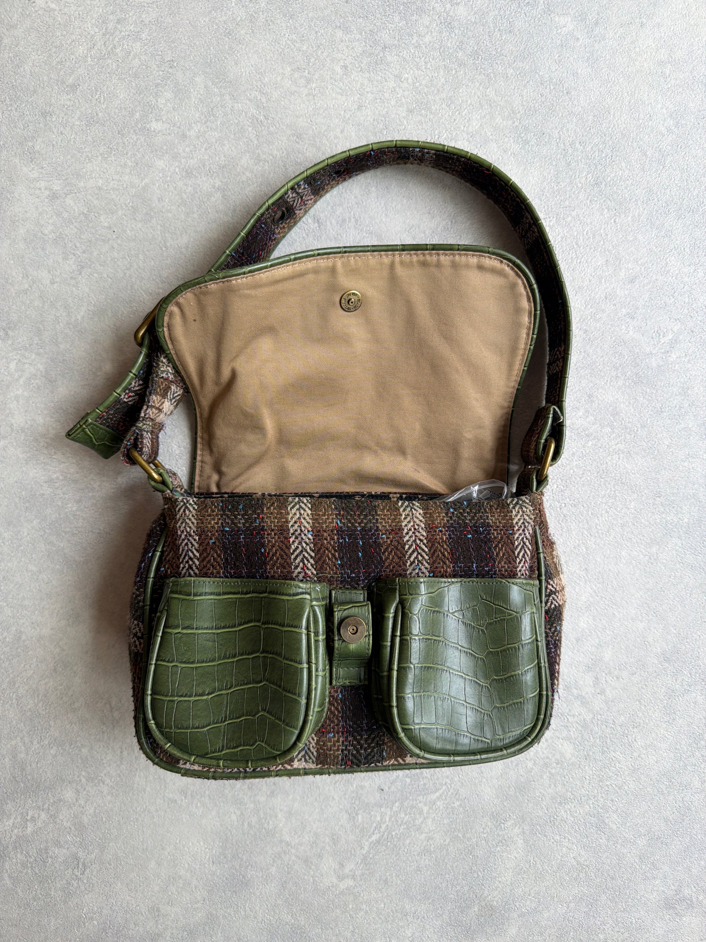 Gap Multi Pockets Shoulder Bag