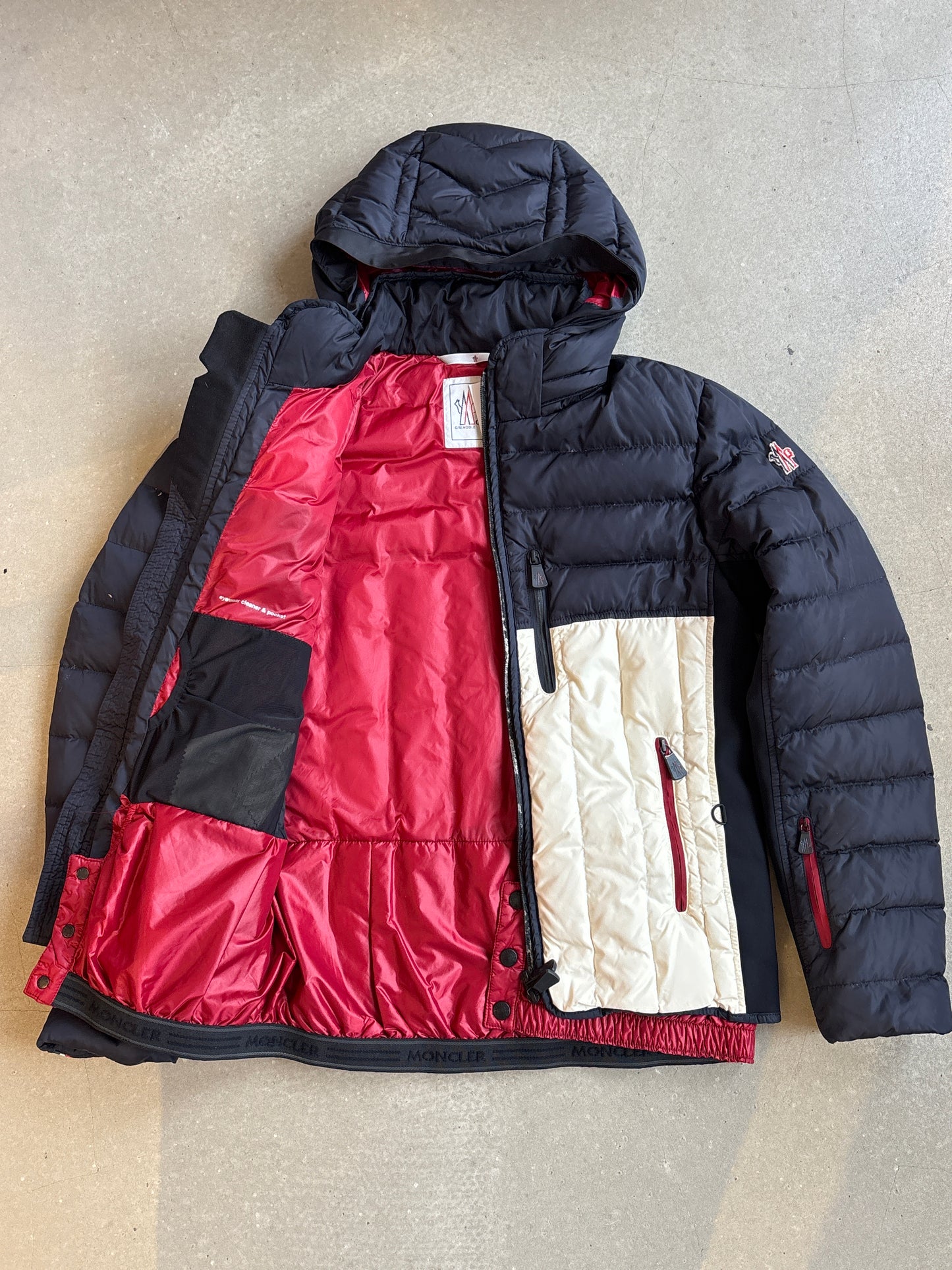 Moncler Grenoble Isorno Hooded Down Jacket Navy S