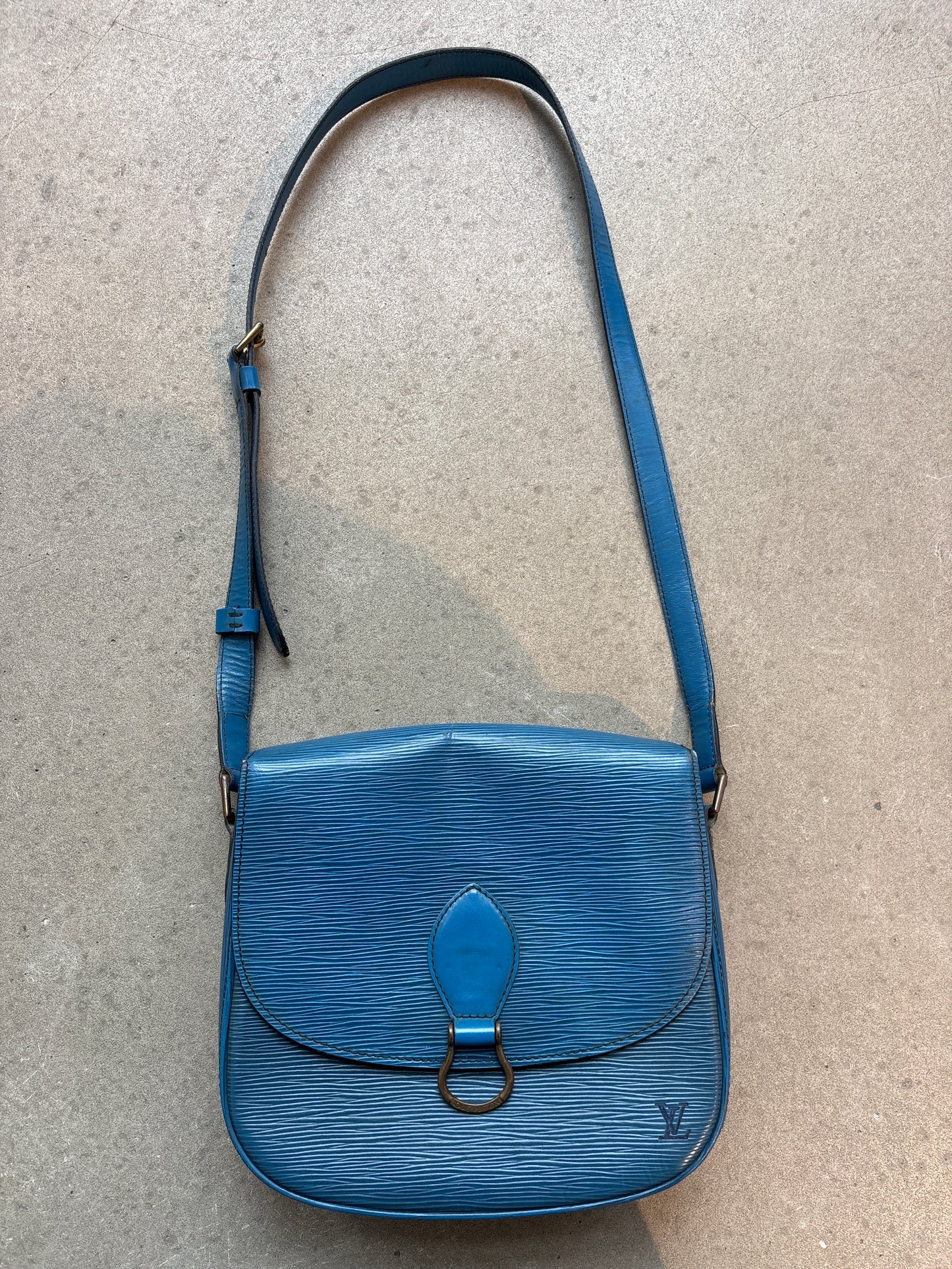 Vintage Louis Vuitton Cloud GM Epi Leather Shoulder Bag Blue