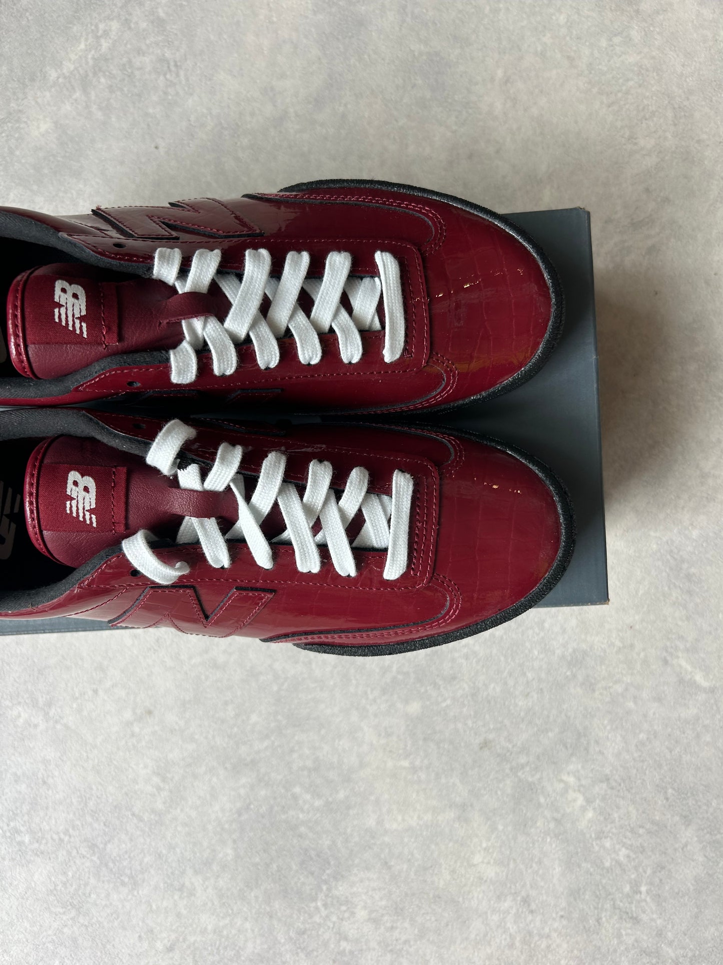 New Balance Gator Run Shadow Red Size 42.5
