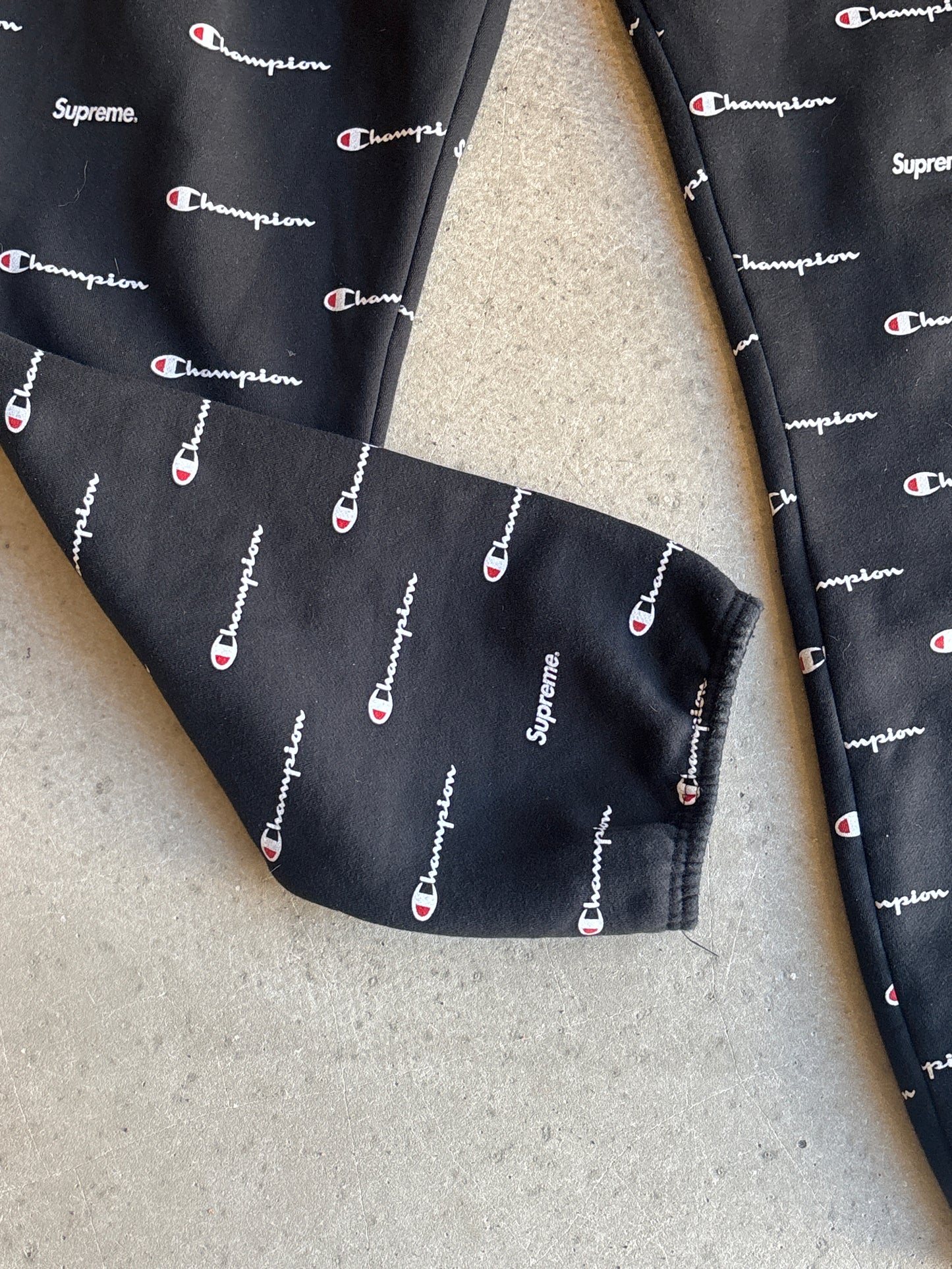 Supreme x Champion Jogger XL