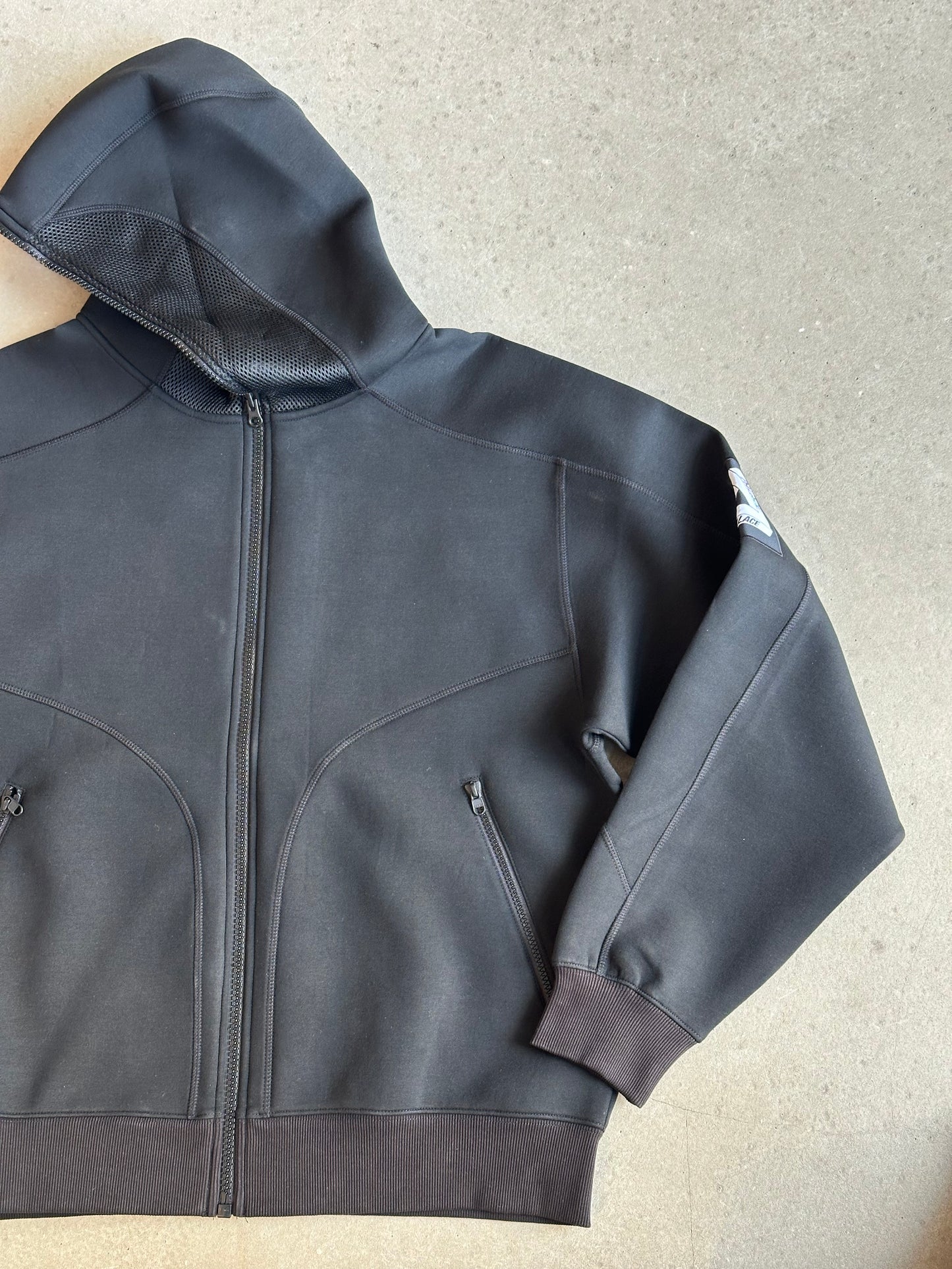 Palace P-Tech Mesh Hood Black