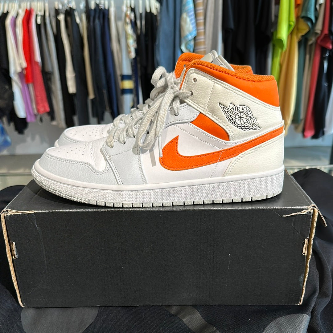 Jordan 1 Mid Pure Platinum Starfish size 42