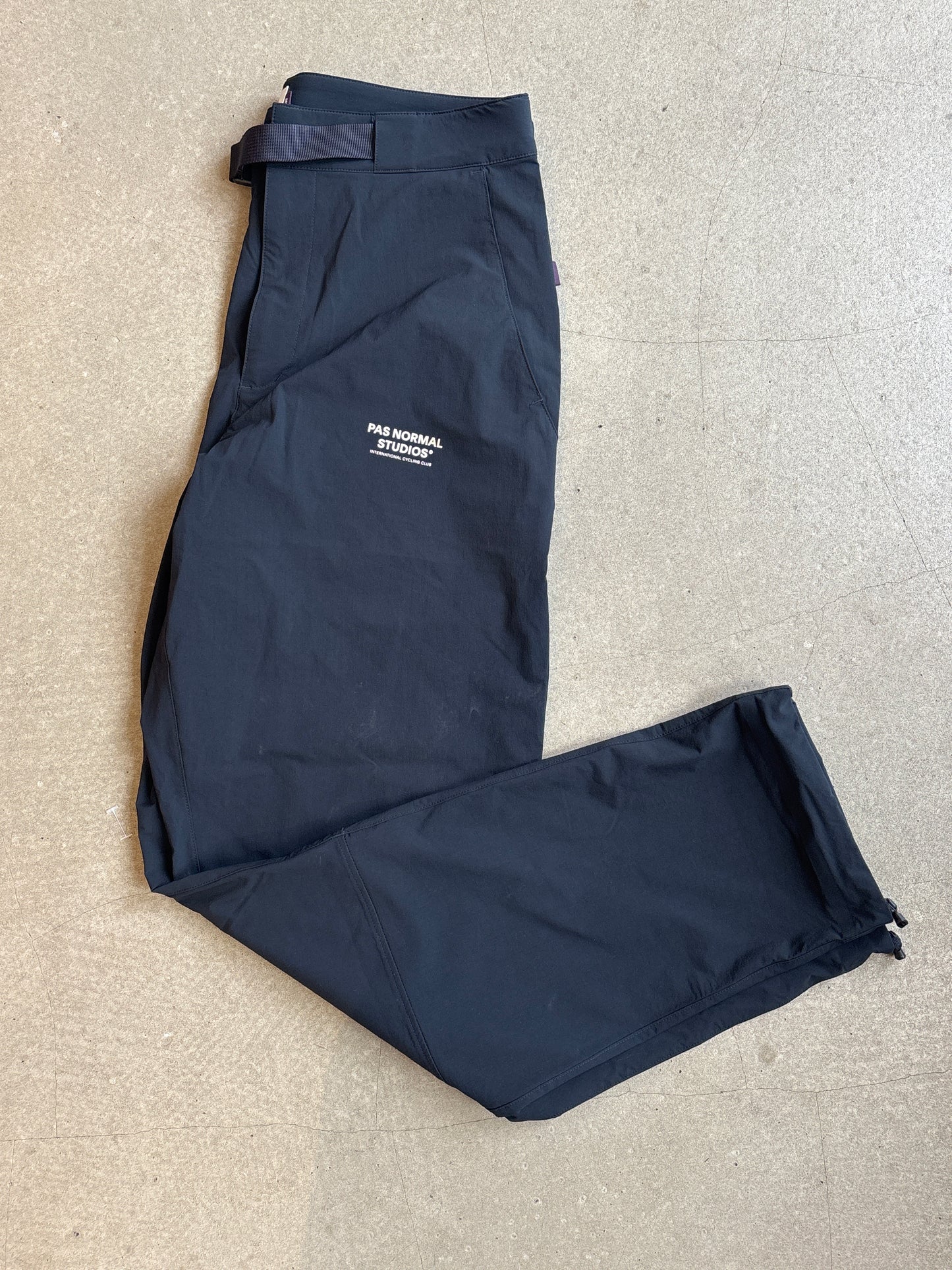 Pas Normal Studio Race Black S