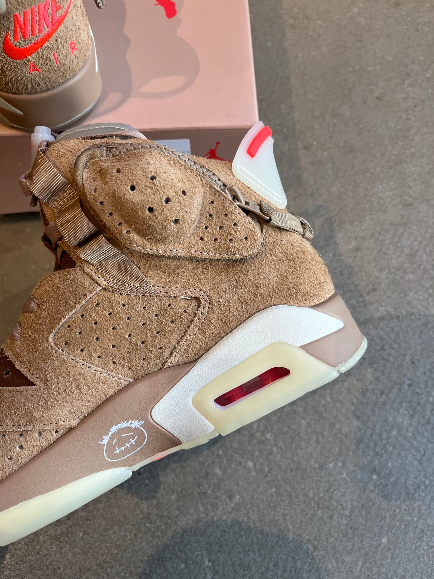 Nike Air Travis Scott Jordan 6 Khaki EU 42.5