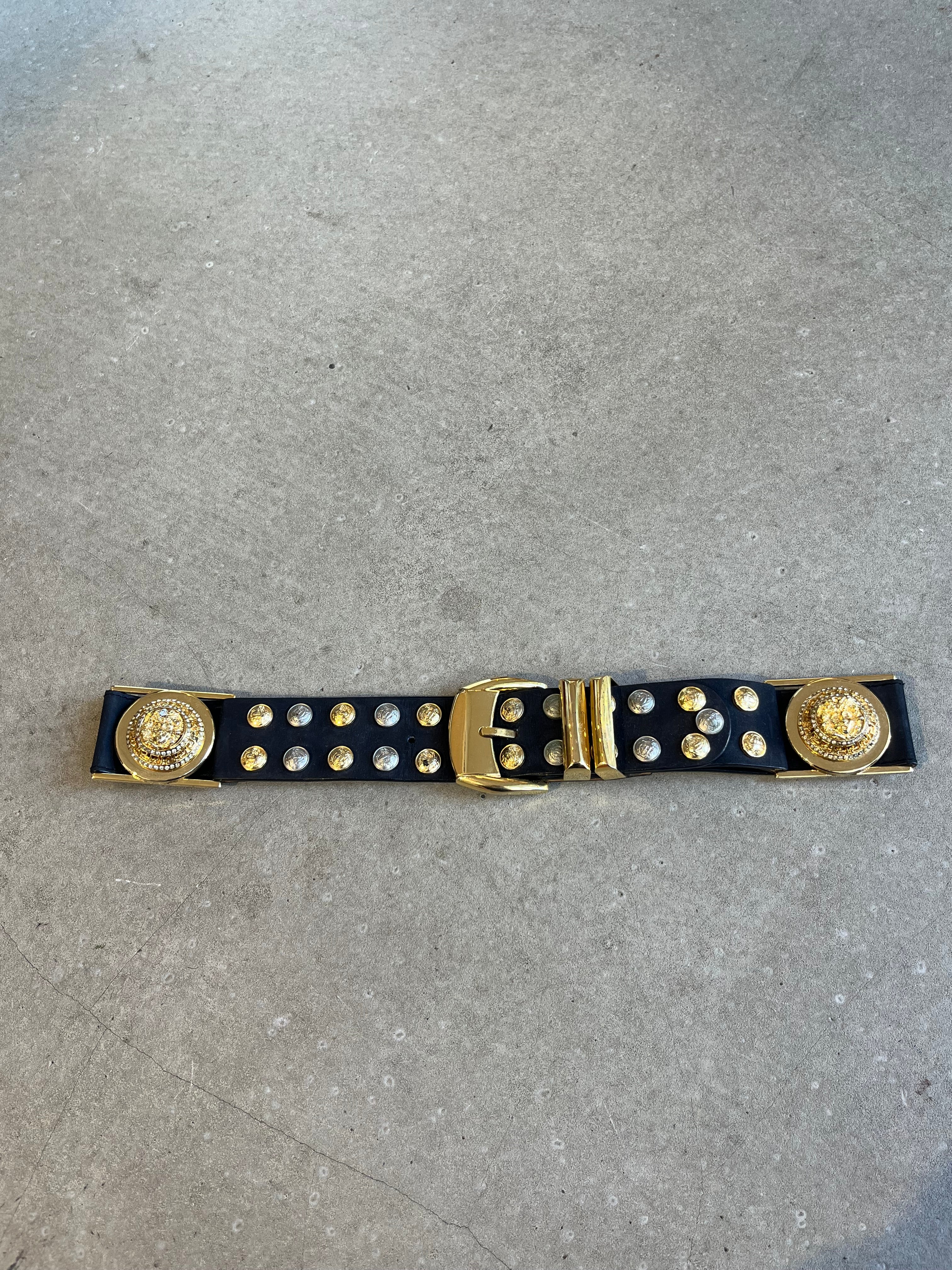 Vintage newest buckle for belt Versace Medusa pre-owned