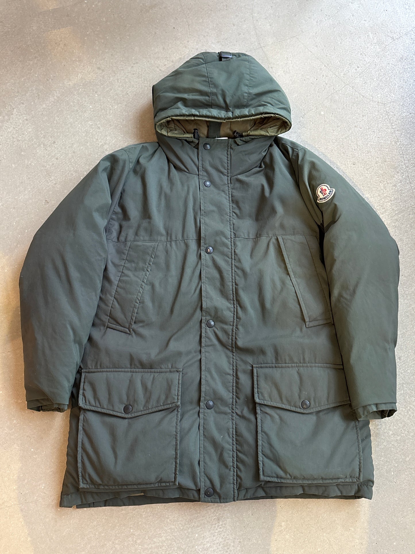 Moncler Down Jacket Green M
