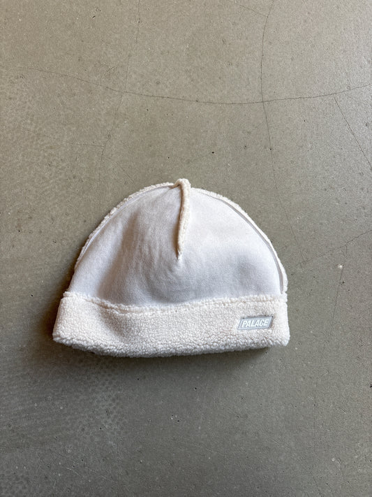 Palace Shearling Beanie 'Soft White'