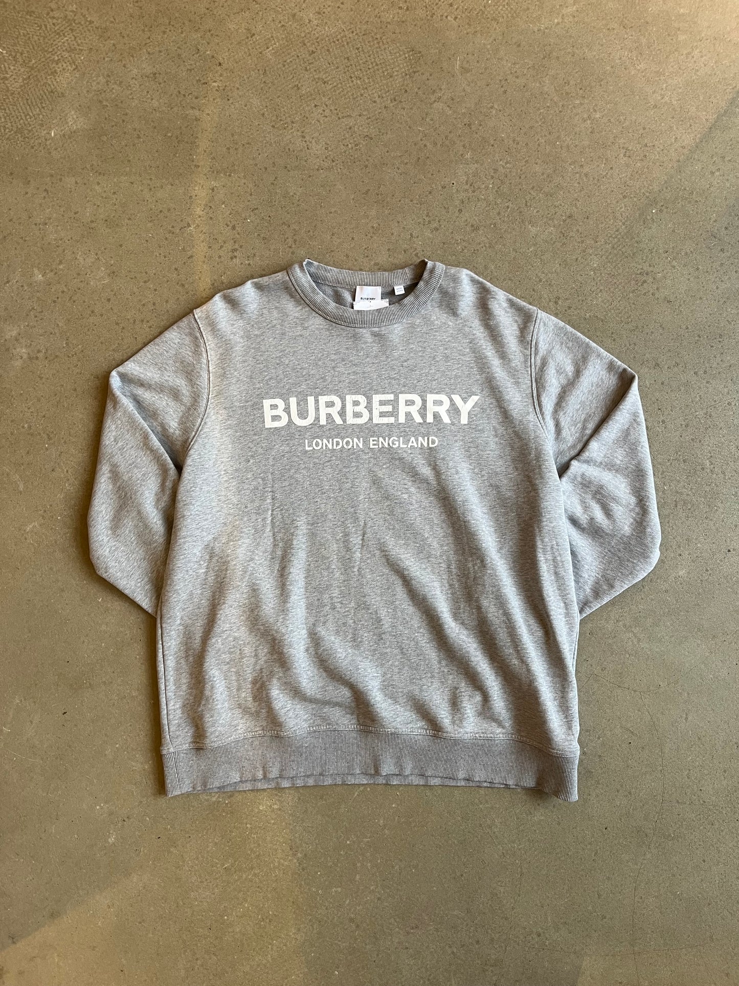 Burberry Crewneck Grey 3XL