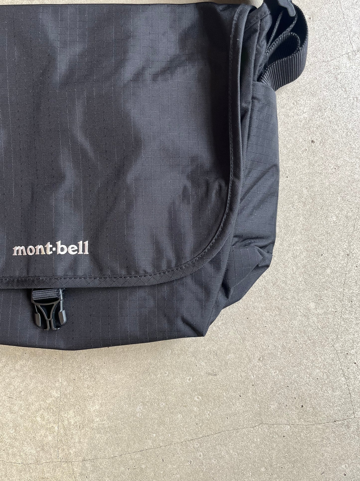 Mont-bell Bernina Flap Shoulder M