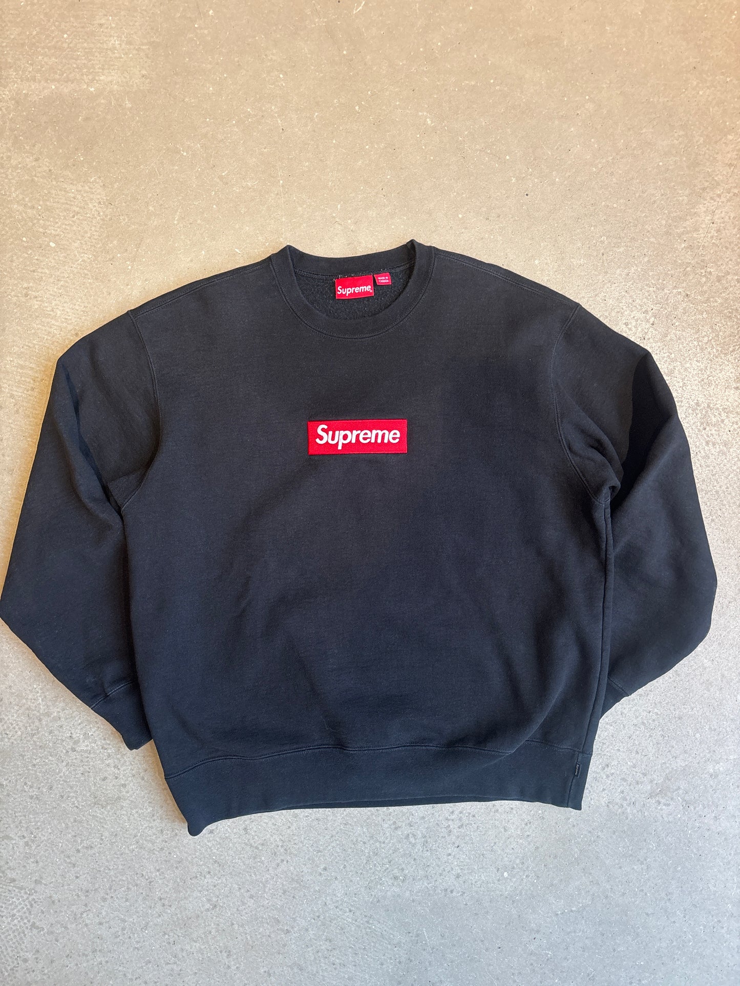 Supreme Box Logo FW 22 Crewneck Black Large