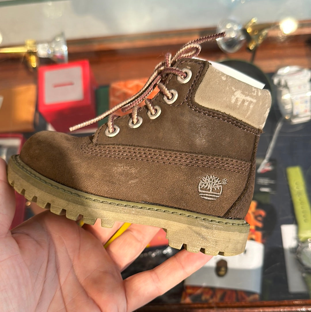 Timberland Brown Kids Size 22