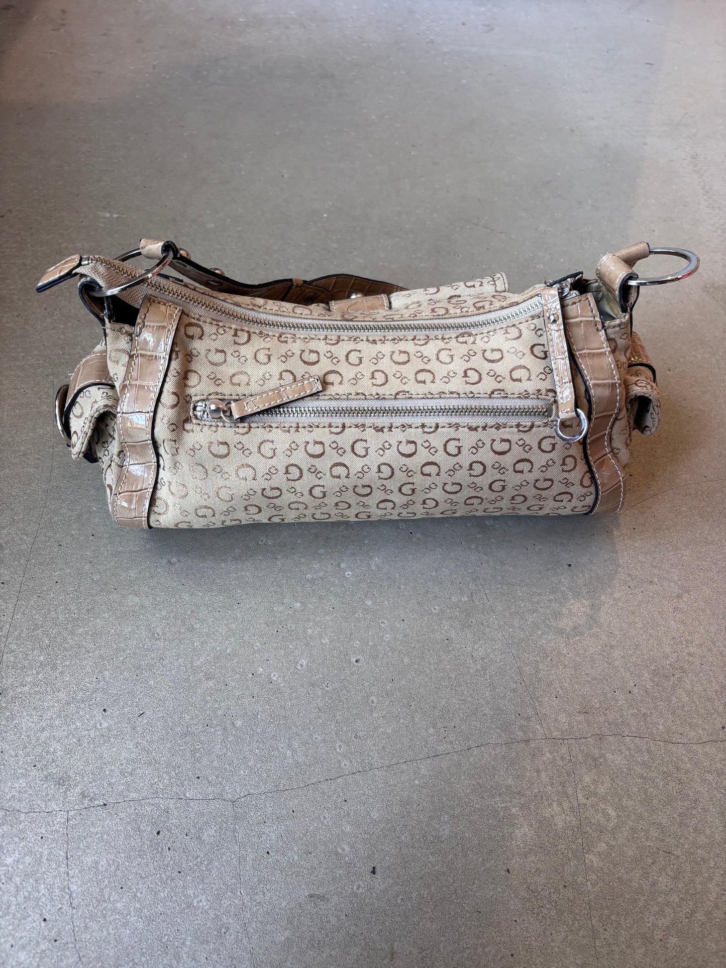 Beige Guess Shoulderbag