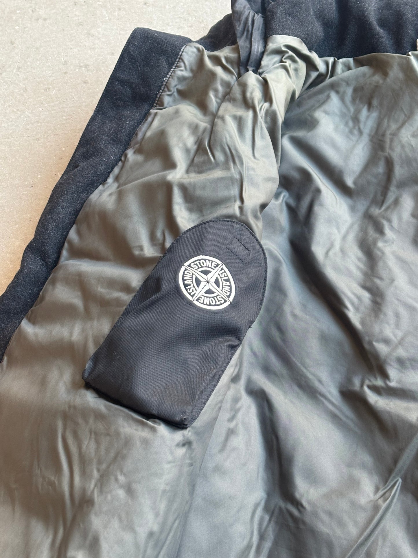 Stone Island Wax Cotton Puffer Jacket 1999 Piece No 727719 Black