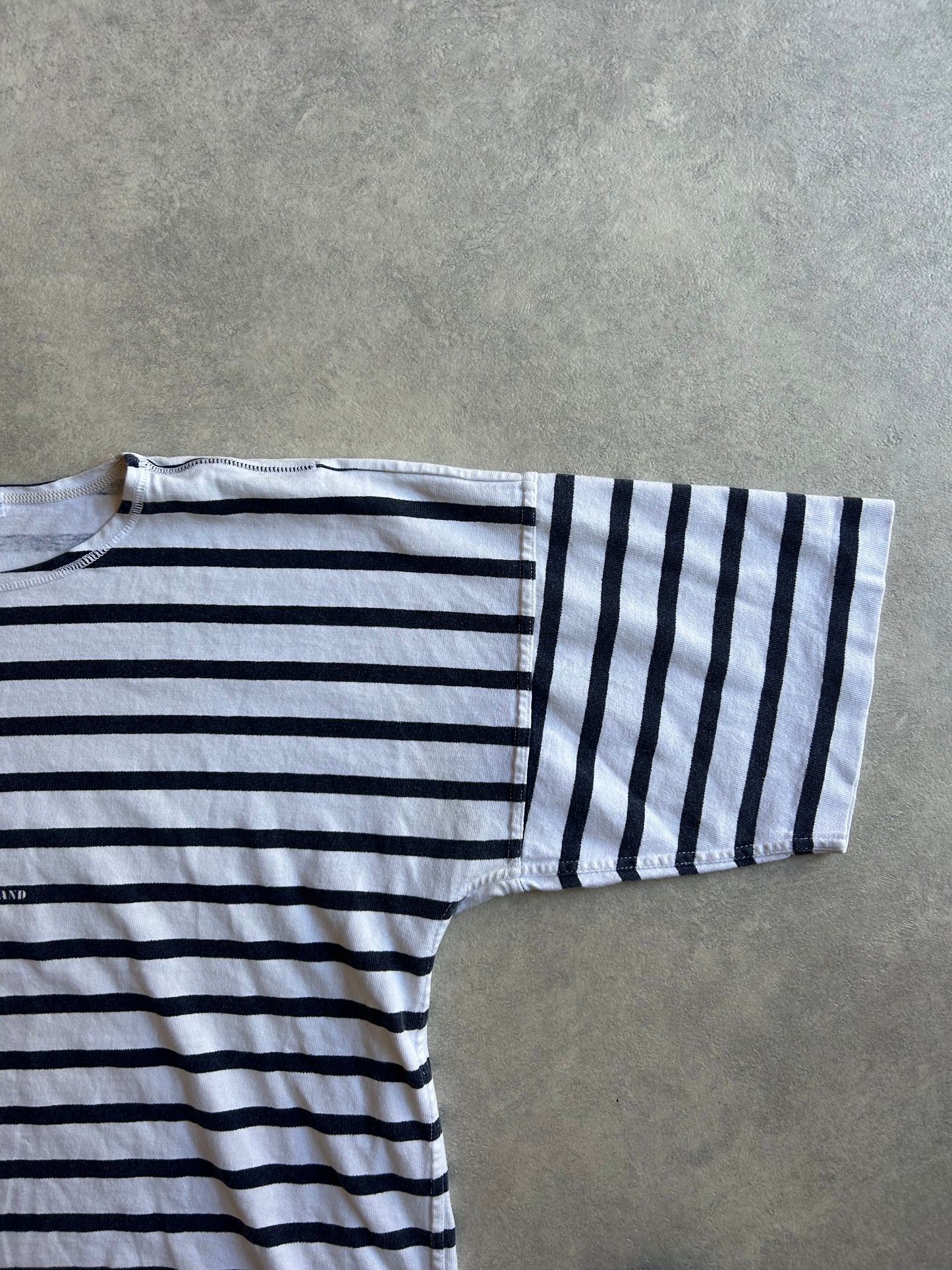 Stone Island Blue Japan Exclusive Cropped Tee Medium