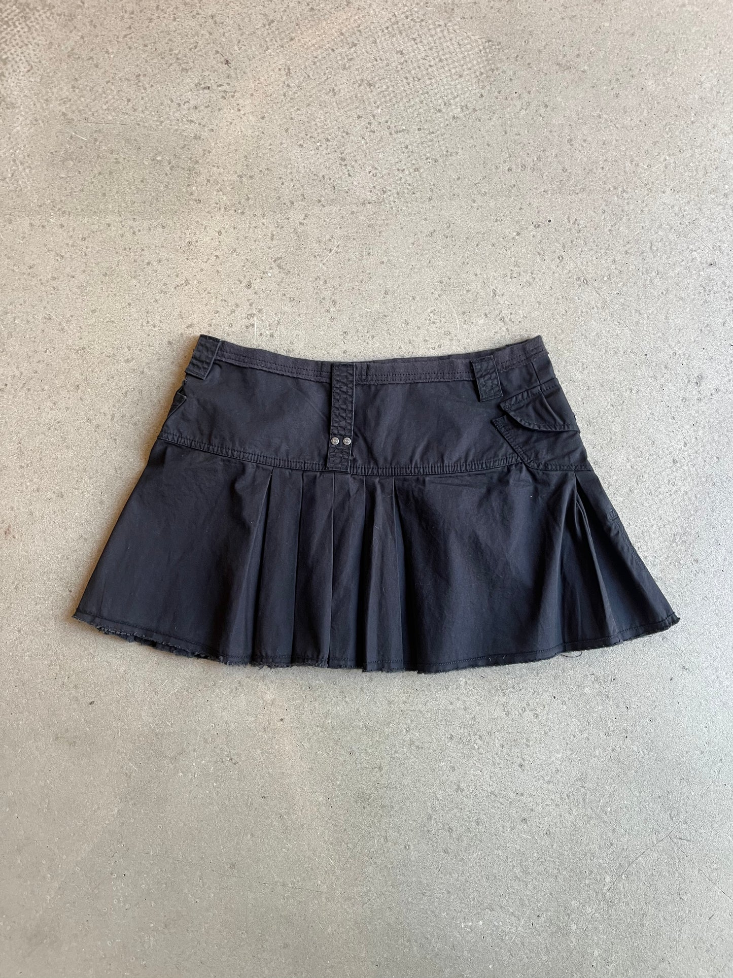 Diesel Pleated Skirt Black Size 29