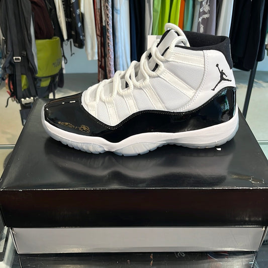 Jordan 11 Retro Concord EU 43