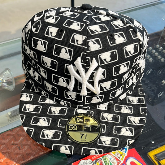 New Era All Over Logo Print Black 73/8