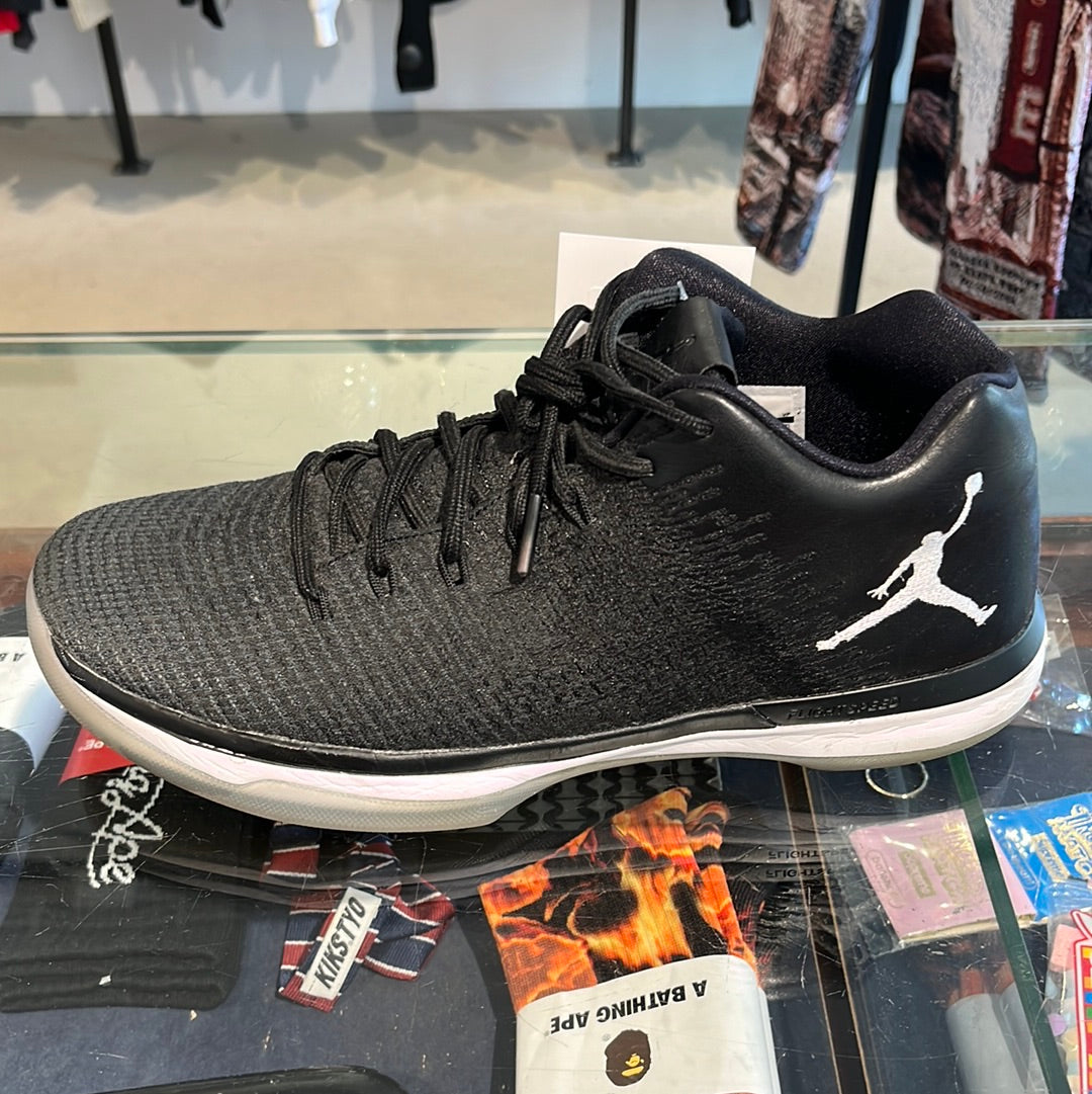 Jordan XXX1 Low Black White 44,5