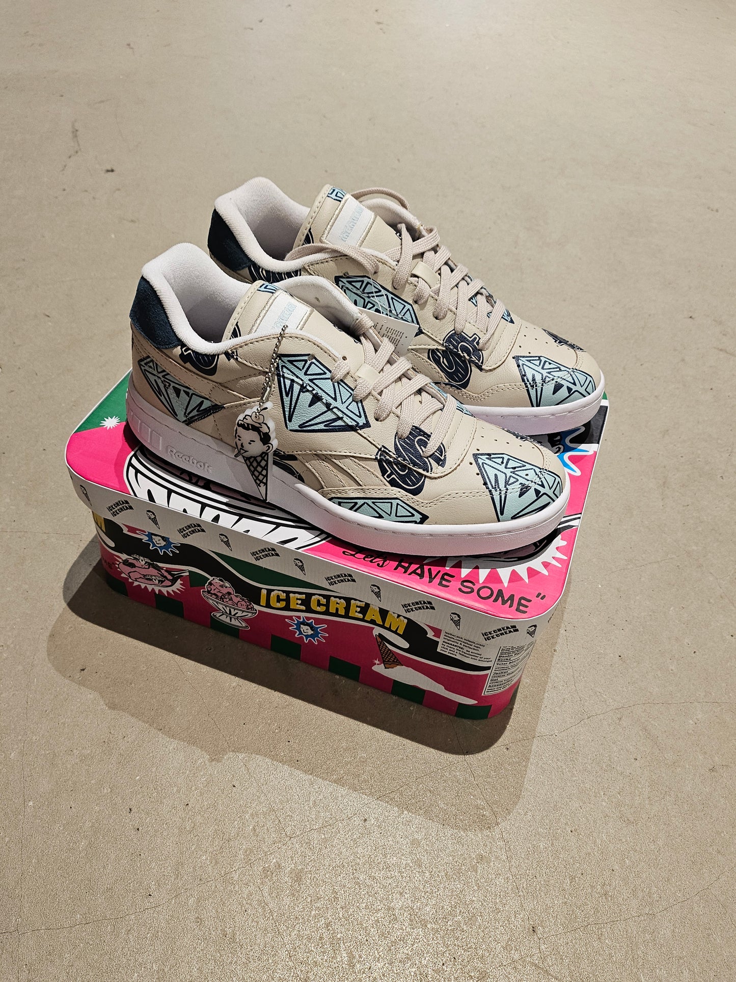 Reebok BB 4000 Ice Cream Diamond Dollar 41