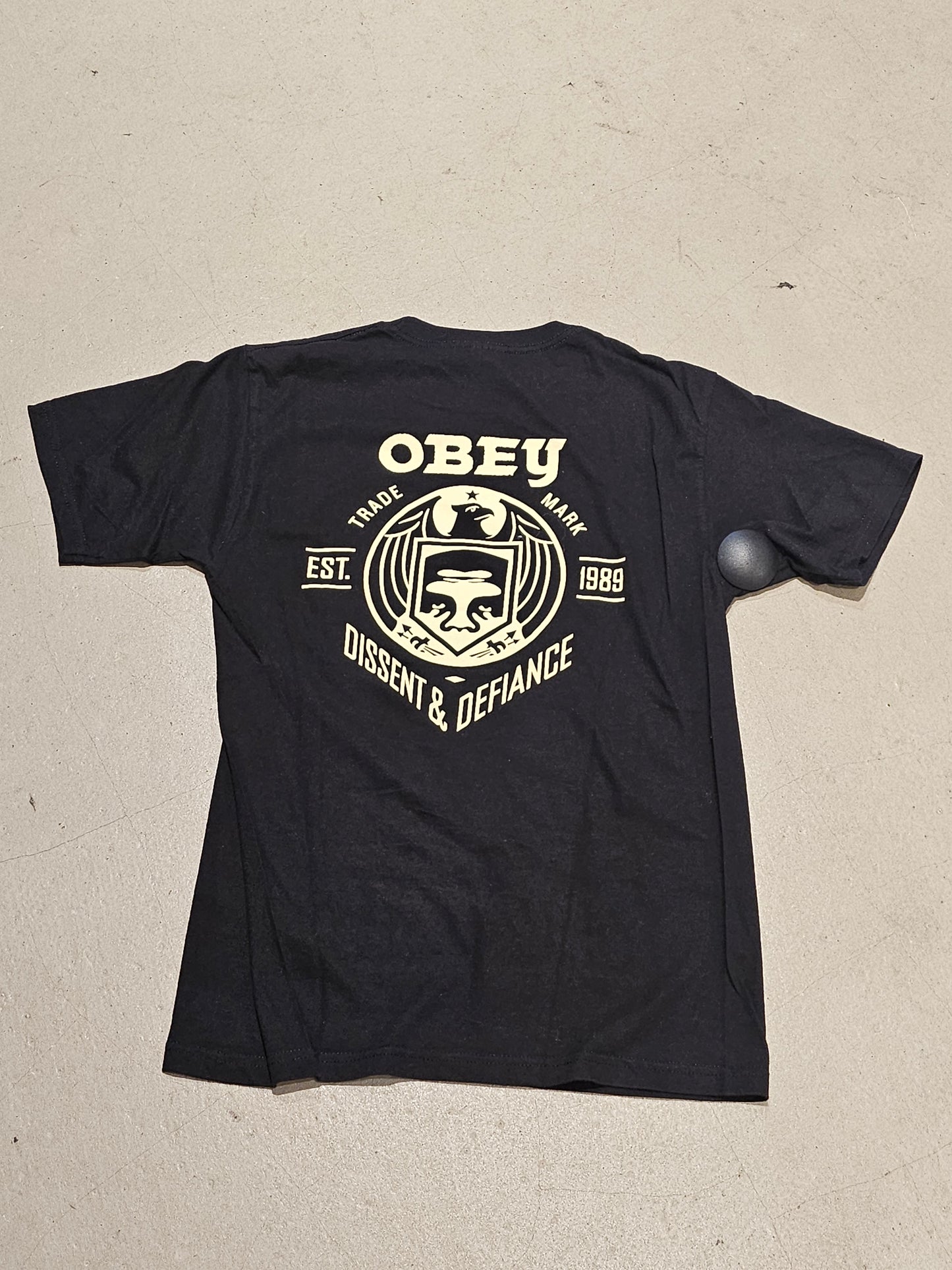 Obey Dissent Tee Small Black