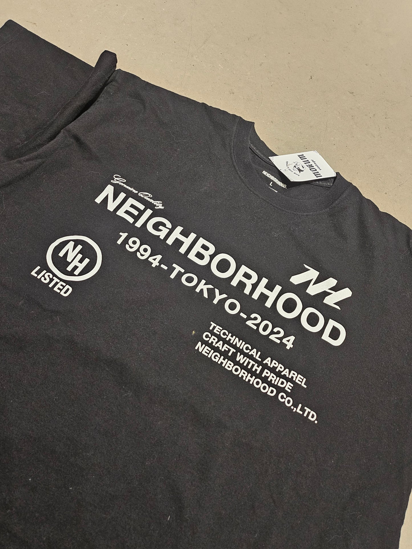 Neighborhood 1994-2024 Tee Black L