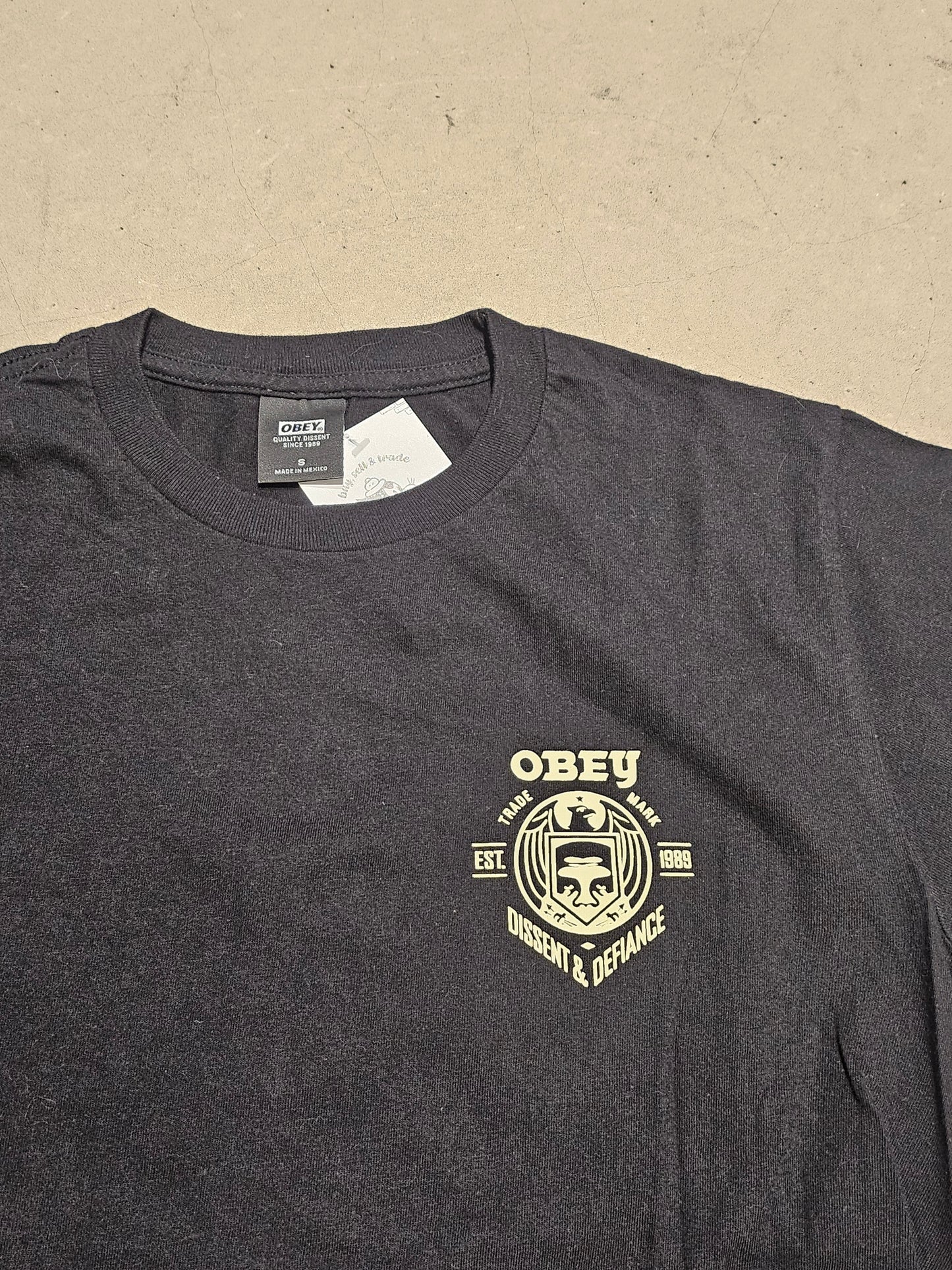 Obey Dissent Tee Small Black