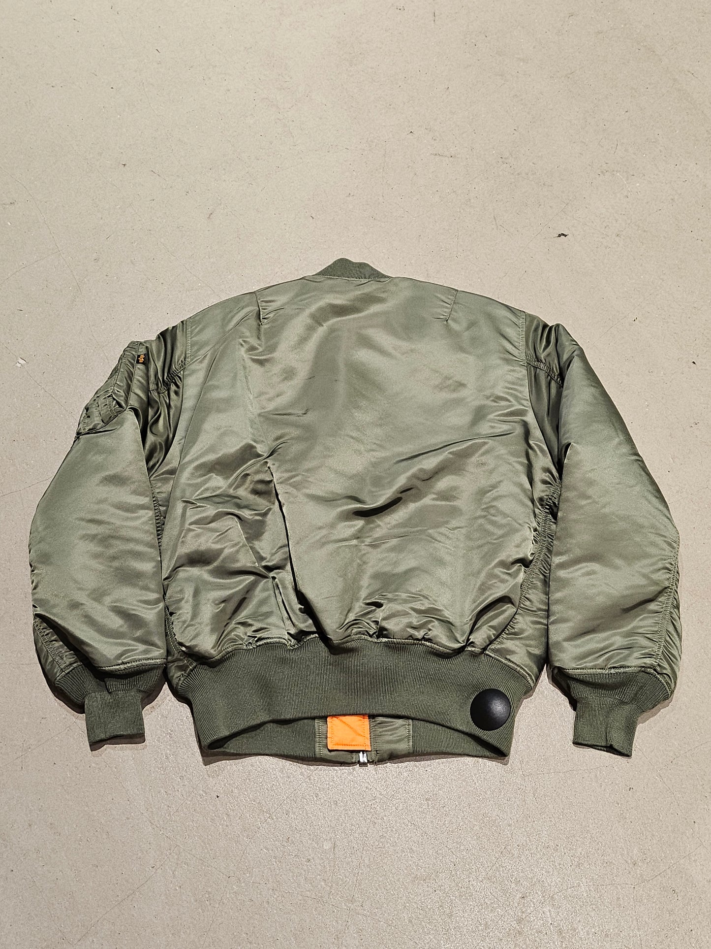 Alpha Industries Inc Bomber Jacket Green L