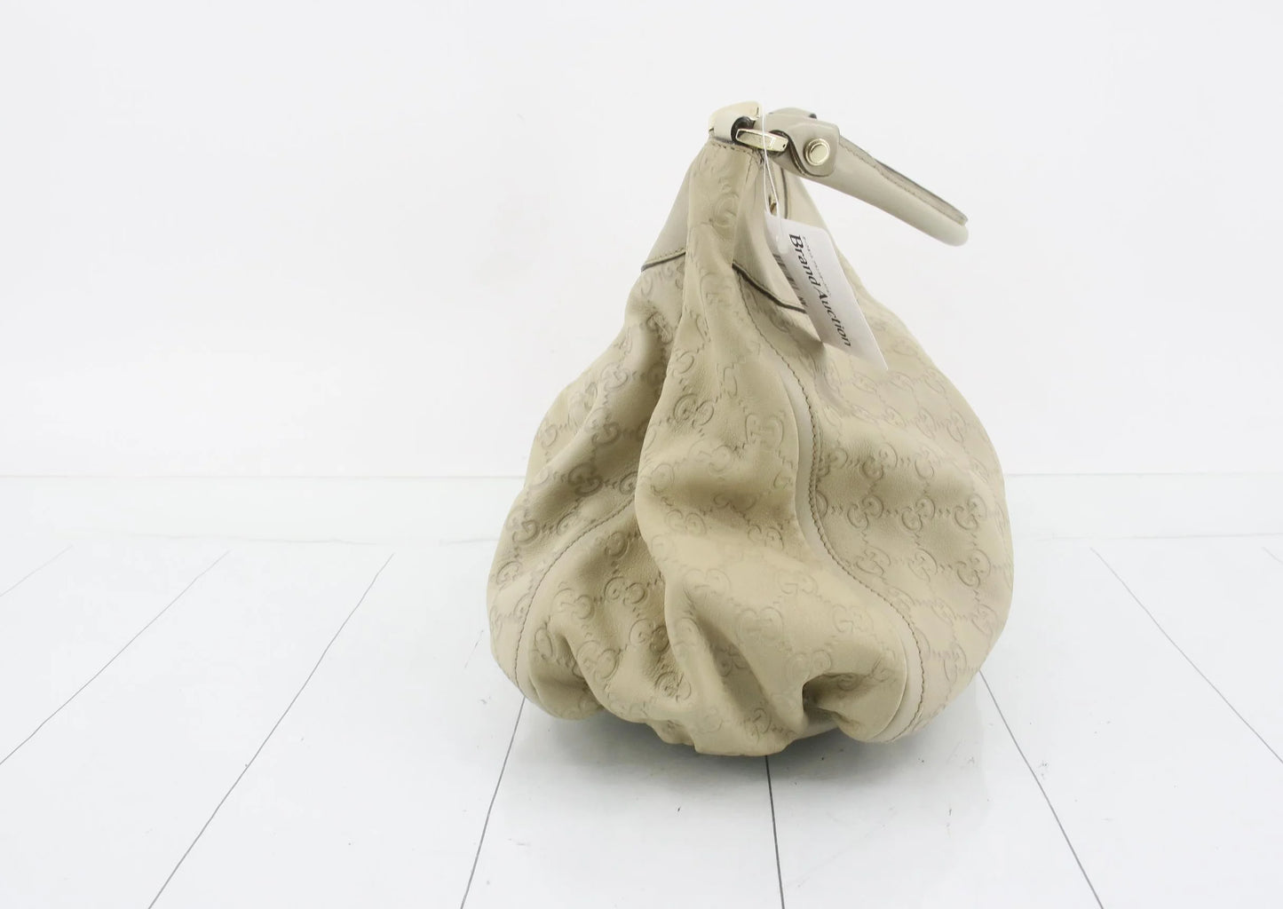 Gucci leather Abbey Line Shoulder Bag White/beige